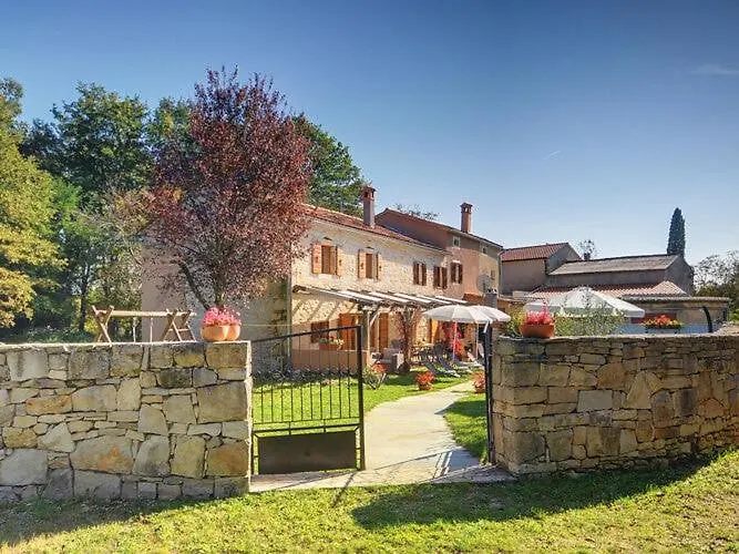 Villa With Private Pool In Central Istria Batlug 0*,  Croatia