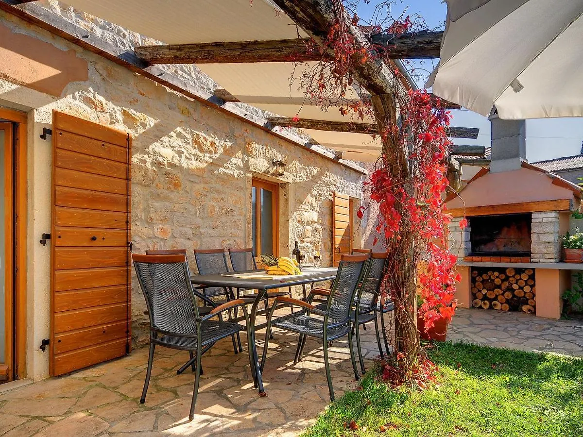 Holiday home Villa With Private Pool In Central Istria Batlug Croatia