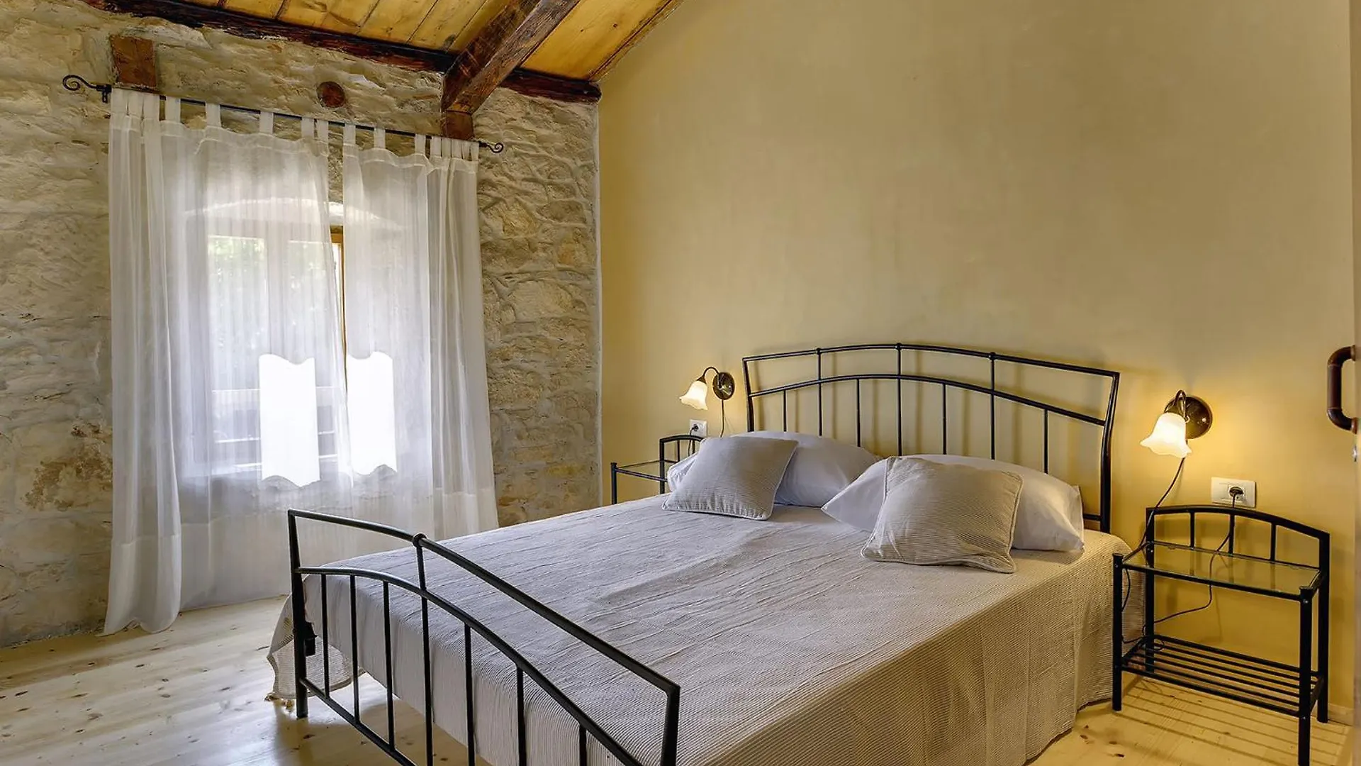 Villa With Private Pool In Central Istria Batlug 0*,  Croatia