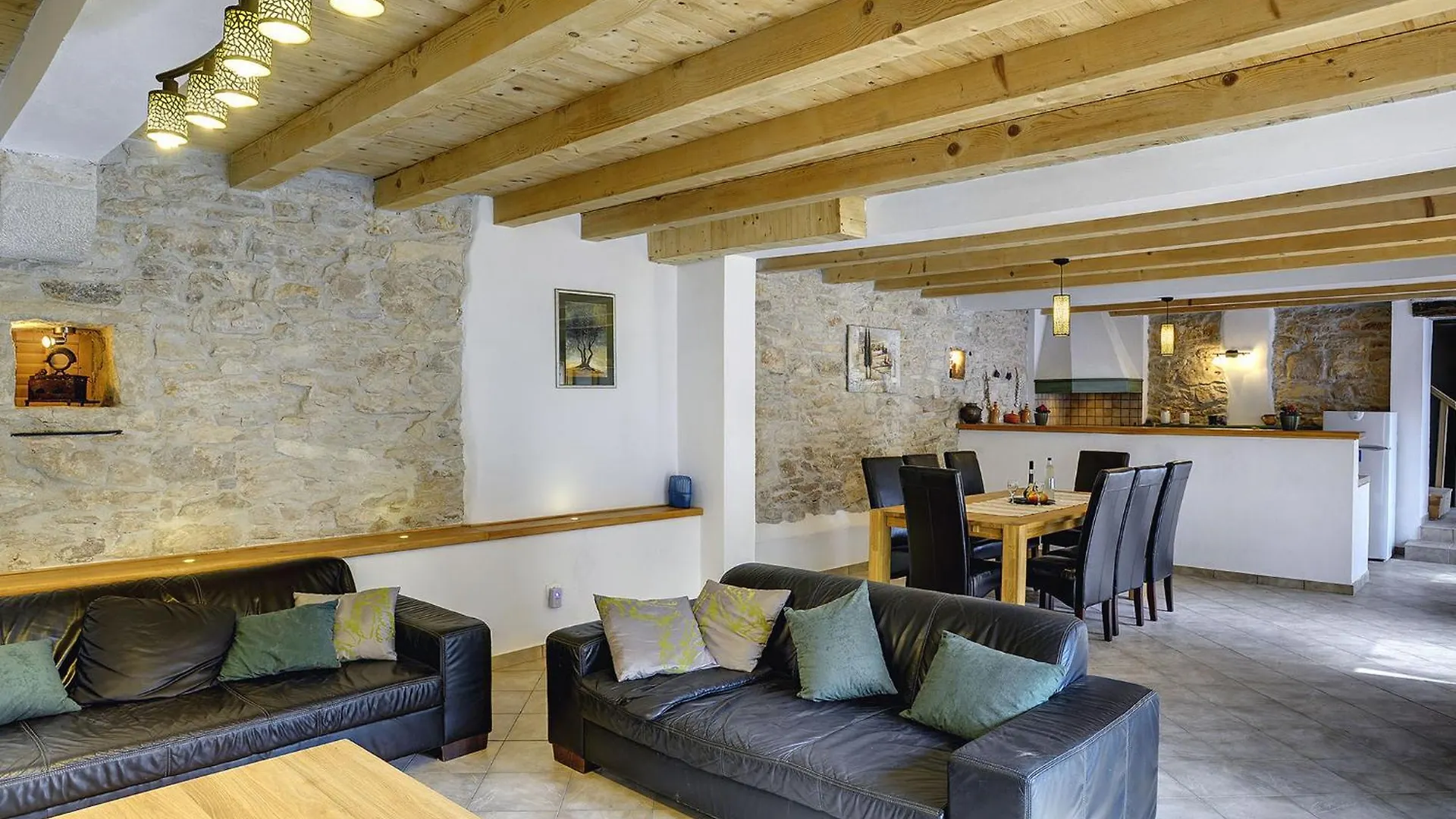 Holiday home Villa With Private Pool In Central Istria Batlug